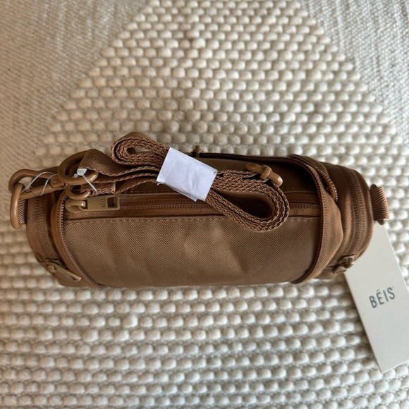 BEIS Camel Tan Expandable Crossbody Charm Bag with Adjustable Shoulder Strap nwt - Picture 6 of 12